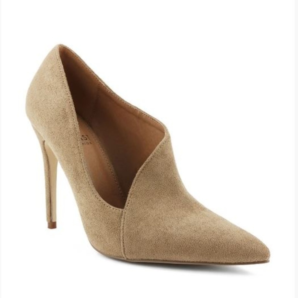 Vera Suede Pump